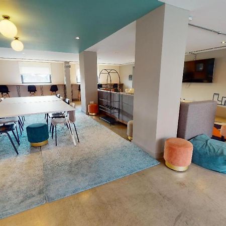 For Students Only Private Bedrooms With Shared Kitchen And Studios At Iq Haywood House In London Exterior photo
