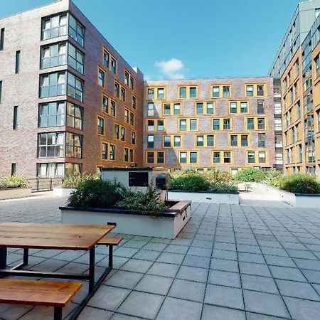 For Students Only Private Bedrooms With Shared Kitchen And Studios At Iq Haywood House In London Exterior photo