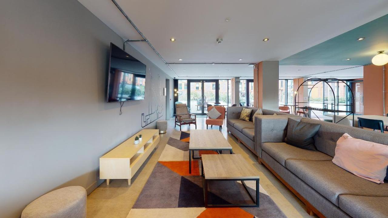 For Students Only Private Bedrooms With Shared Kitchen And Studios At Iq Haywood House In London Exterior photo